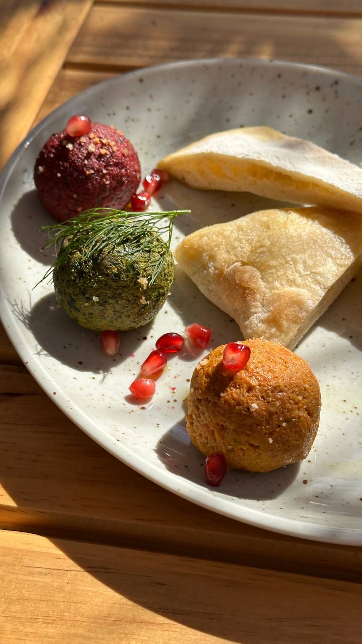 Cortijo Luidze — menu preview